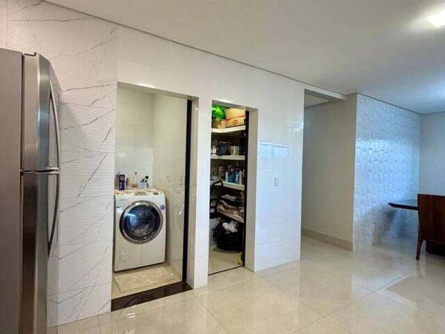 Casa para Venda em Goiânia - 3