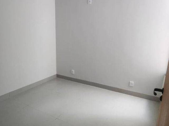 Casa para Venda em Goiânia - 4