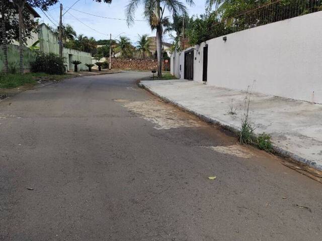 Terreno para Venda em Goiânia - 2