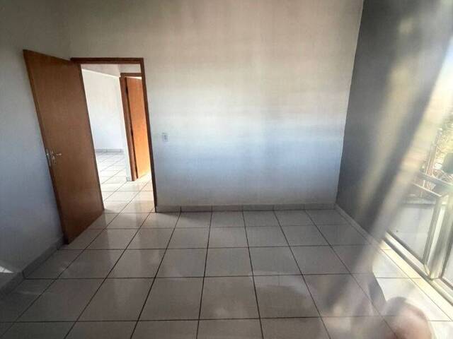 Casa para Venda em Goiânia - 5