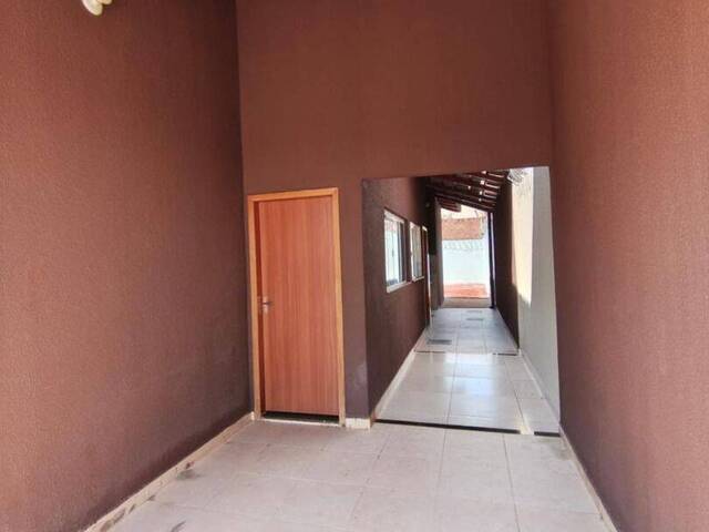 Casa para Venda em Goianira - 4