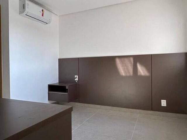Apartamento para Venda em Goiânia - 4