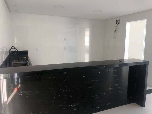 Casa para Venda em Goiânia - 4